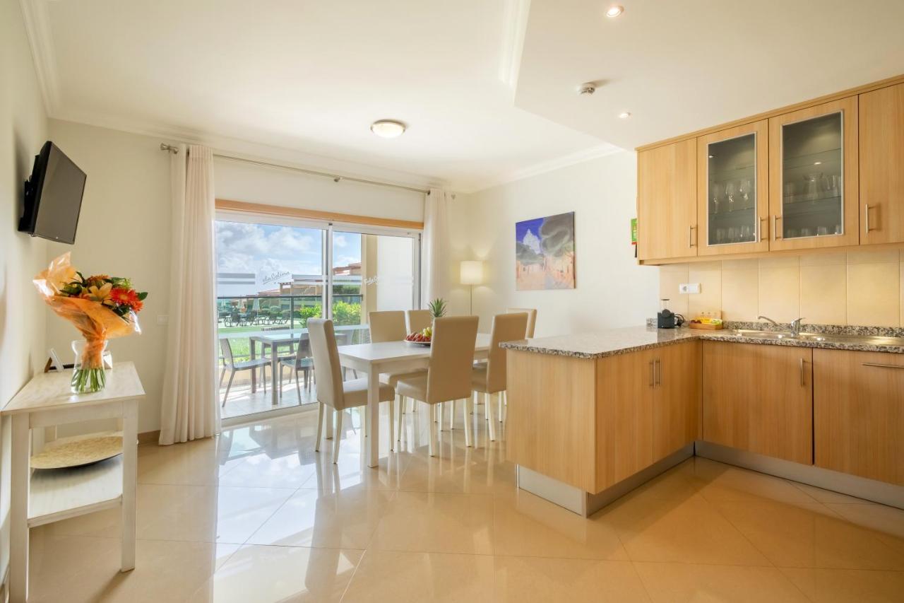 ボアヴィスタ ゴルフ&スパ リゾート ラゴス エクステリア 写真 A modern kitchen